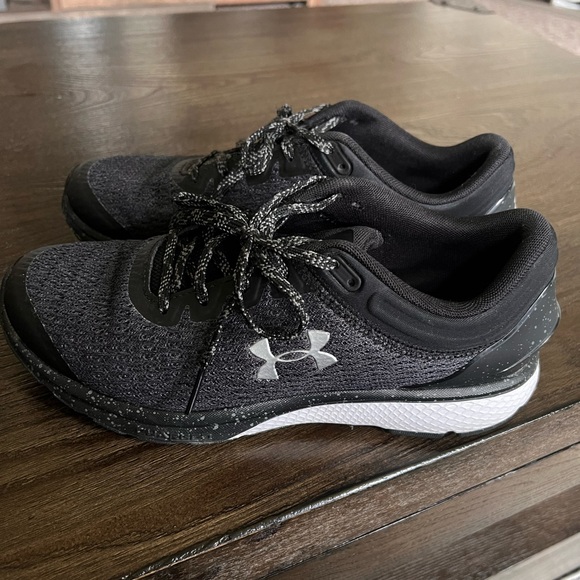 Under Armour Charcoal and White Running Shoes - Picture 1 of 5